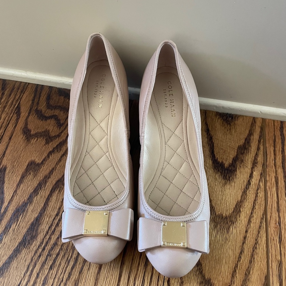 Cole Haan Bowe Wedge heel in nude